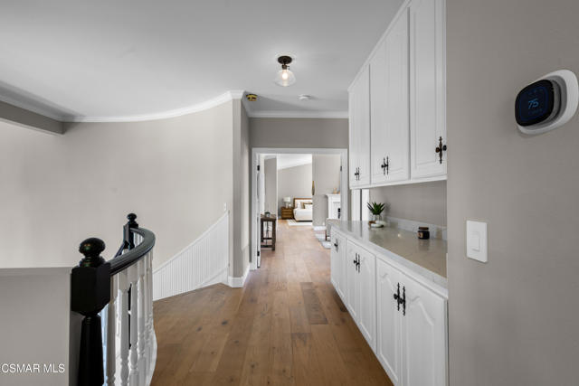 29340 Castlehill Drive, Agoura Hills CA: https://media.crmls.org/mediaz/1ffeec5b-4774-43f1-bda4-9de0641cff8b.jpg