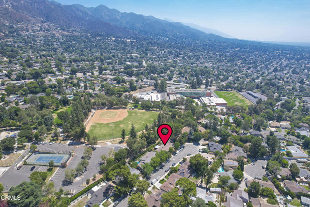 3553 Pontiac Street, La Crescenta CA: https://media.crmls.org/mediaz/1fff04b5-9e80-4ee8-a6ce-fdac355157c0.jpg