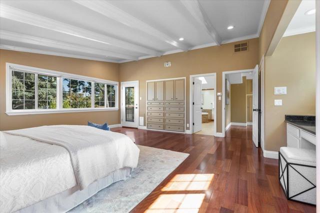 510 Sunnymount Avenue, Sunnyvale CA: https://media.crmls.org/mediaz/1fffcc2d-fc94-4071-a282-e3993aeab7d7.jpg
