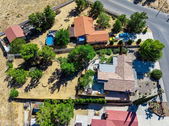 8799 Palomar Avenue, Yucca Valley CA: https://media.crmls.org/mediaz/20001a8f-fc0c-4c8f-8be1-421bd105318f.jpg