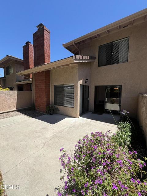 Detail Gallery Image 2 of 27 For 835 Sandberg Ln #142,  Ventura,  CA 93003 - 3 Beds | 2/1 Baths