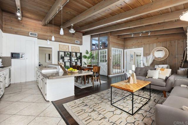 Detail Gallery Image 13 of 47 For 367 Beech Ave, Carlsbad,  CA 92008 - 2 Beds | 2 Baths