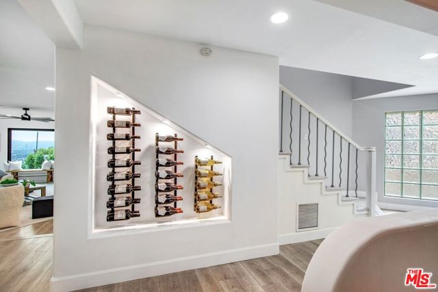 4223 Don Carlos Drive, Los Angeles CA: https://media.crmls.org/mediaz/2004b49c-210b-4286-ac0e-1fba21d7a806.jpg