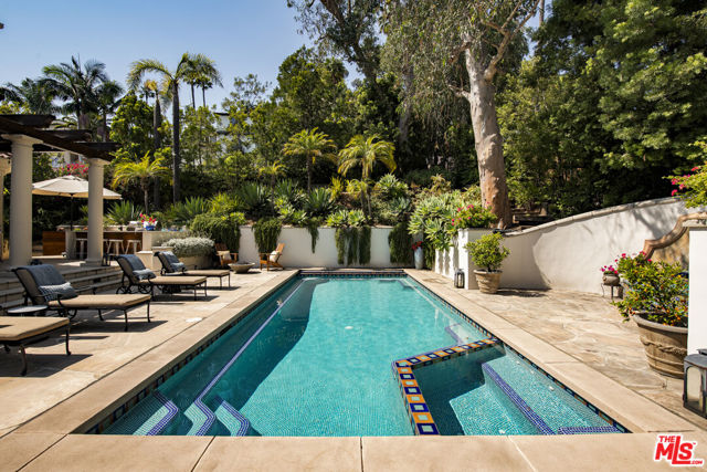 2250 N Berendo Street, Los Angeles CA: https://media.crmls.org/mediaz/200525a8-6958-455d-a52f-daee14bd2e29.jpg