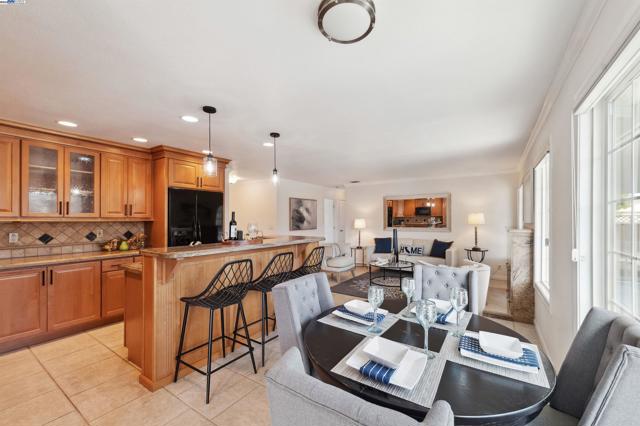 5953 Running Hills Ave, Livermore CA: https://media.crmls.org/mediaz/2006596f-5fba-407f-8fd7-c15c403c335c.jpg