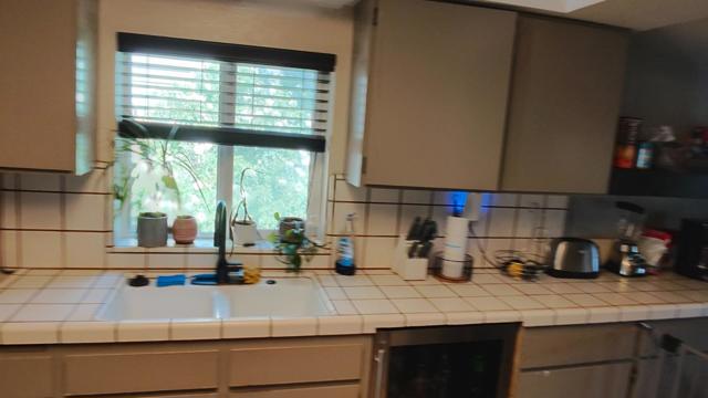 713 7th Street, Hollister CA: https://media.crmls.org/mediaz/2006ec6d-da0f-451b-af4d-d7f2282d5cc6.jpg