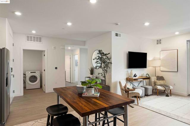 Image 4 of 15 For 500 Somi Ct.  307