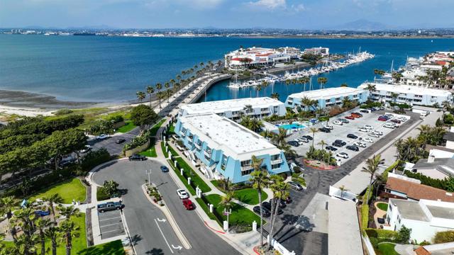 Detail Gallery Image 37 of 41 For 5 Montego, Coronado,  CA 92118 - 2 Beds | 2 Baths