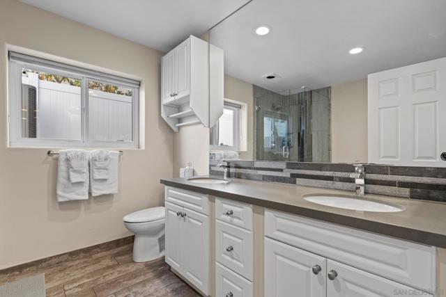 1177 Pacific Beach Drive, San Diego CA: https://media.crmls.org/mediaz/2009702e-e8a9-40ba-b0bb-b979800d4937.jpg