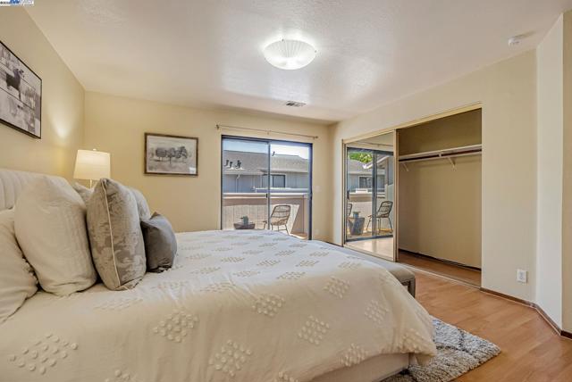 130 Mohave Terrace, Fremont CA: https://media.crmls.org/mediaz/2009ac70-c0a4-40e1-939a-f81097a314e2.jpg