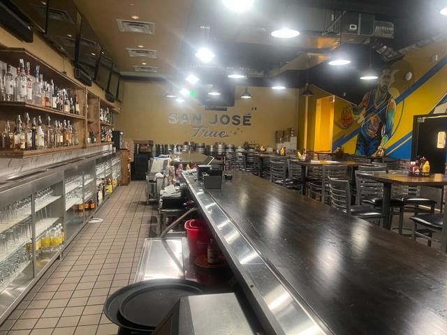 787 787 The Alameda, San Jose CA: https://media.crmls.org/mediaz/200c291f-7cac-4526-9fe0-c8b7f6bf9a0b.jpg