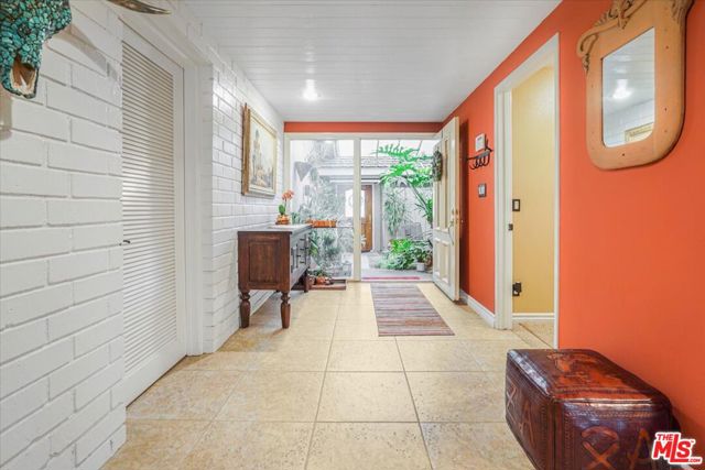 1237 Brian Street, Placentia CA: https://media.crmls.org/mediaz/200ca366-94e4-4fd6-8134-7df3ddee360b.jpg