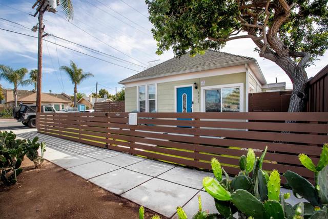 Detail Gallery Image 21 of 21 For 1295 Essex St, San Diego,  CA 92103 - 2 Beds | 1 Baths