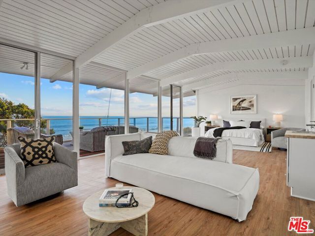 31284 Broad Beach Road photo 4
