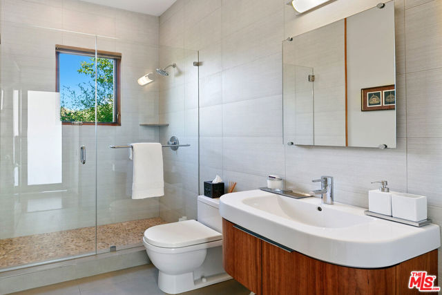 5 Bed Home for Sale in Malibu, California
