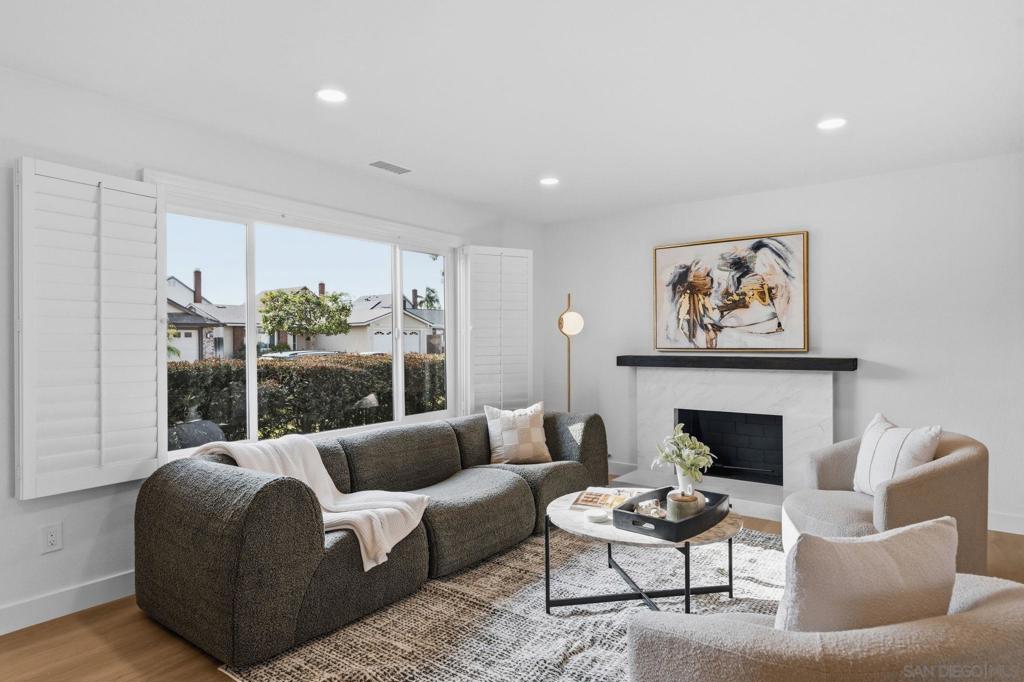 11293 Linares St - photo 3