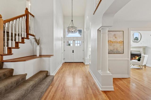 321 Eagle Trace Drive, Half Moon Bay CA: https://media.crmls.org/mediaz/20114dcd-04ad-41ca-8477-0f050b8fb815.jpg