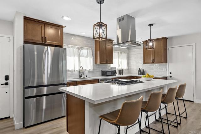 9903 Lindo Lake Place, Lakeside CA: https://media.crmls.org/mediaz/2011ef19-097d-46b4-855d-5f8bf2347974.jpg