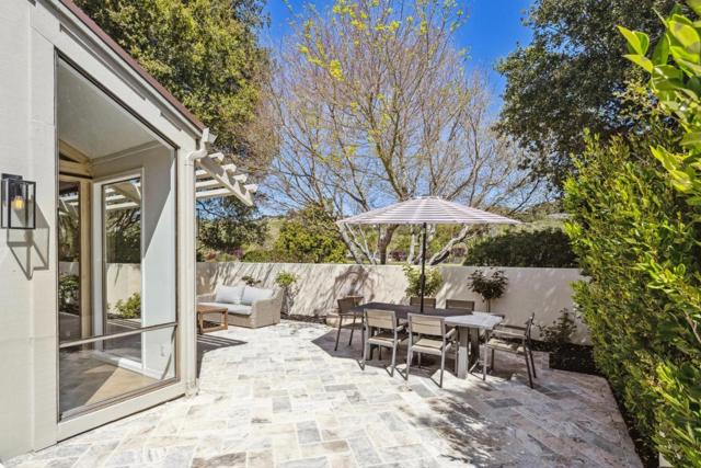 9504 Alder Court, Carmel CA: https://media.crmls.org/mediaz/20122cd6-399e-4a1a-9d60-69217286aceb.jpg