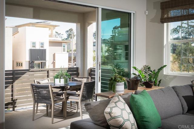 Detail Gallery Image 7 of 15 For 14505 Dunleer Way, San Diego,  CA 92126 - 3 Beds | 2/1 Baths