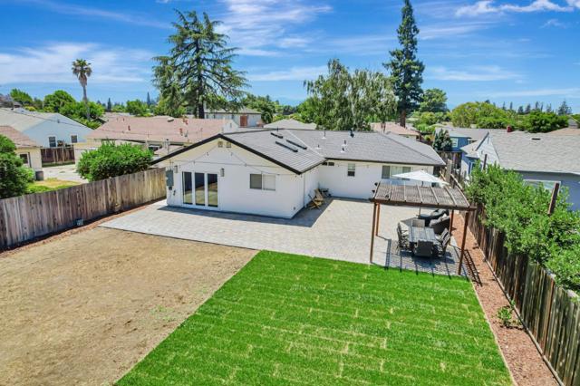 890 Wainwright Drive, San Jose CA: https://media.crmls.org/mediaz/201572a5-9a6e-48da-88c2-283f18b8720a.jpg