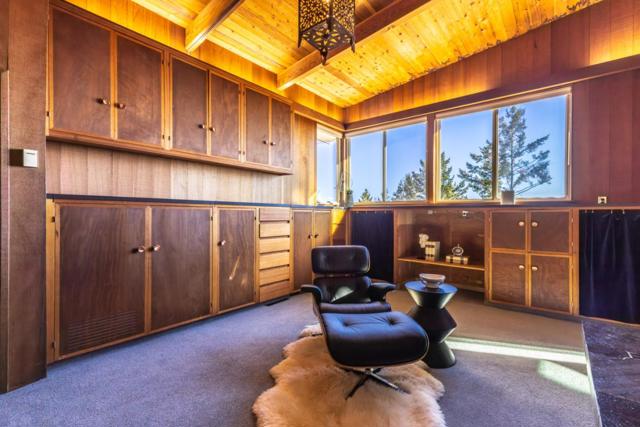 800 Rancho Prieta Road, Los Gatos CA: https://media.crmls.org/mediaz/20158524-734e-4374-b921-fdb9500cf909.jpg