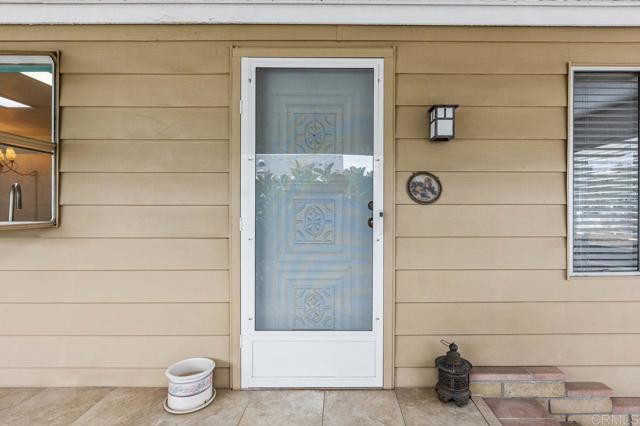 Detail Gallery Image 8 of 47 For 4967 Cindy Ave., Carlsbad,  CA 92008 - 2 Beds | 2 Baths