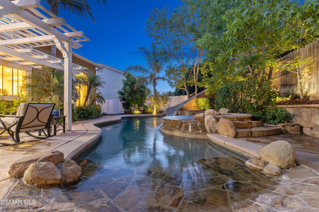943 Paseo Barona, Camarillo CA: https://media.crmls.org/mediaz/2016931c-8ebf-4809-a6c8-3a9716e02fa6.jpg