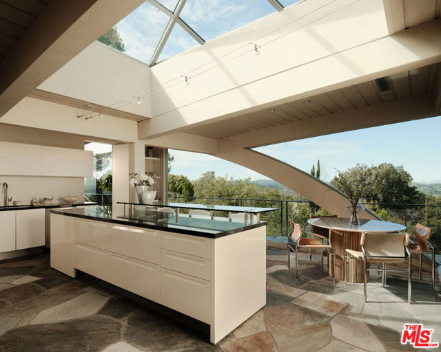 Image 9 of 28 For 624 Cole Place