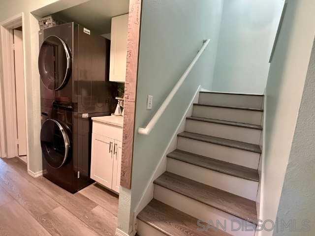 2835 Hillsboro Ct, Carlsbad CA: https://media.crmls.org/mediaz/2016c5a2-3d68-4b03-b6d0-82ce0bfe2ede.jpg