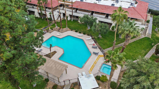 2825 N Los Felices, Palm Springs CA: https://media.crmls.org/mediaz/2016e7ad-efc5-4a9c-aad4-998a3cc466e7.jpg