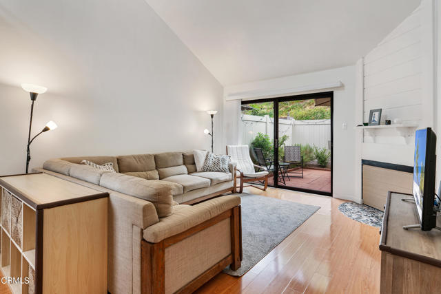 742 S Garfield Avenue, Monterey Park CA: https://media.crmls.org/mediaz/2016ff8f-8ad7-4a9d-afd1-9fdda50804c5.jpg