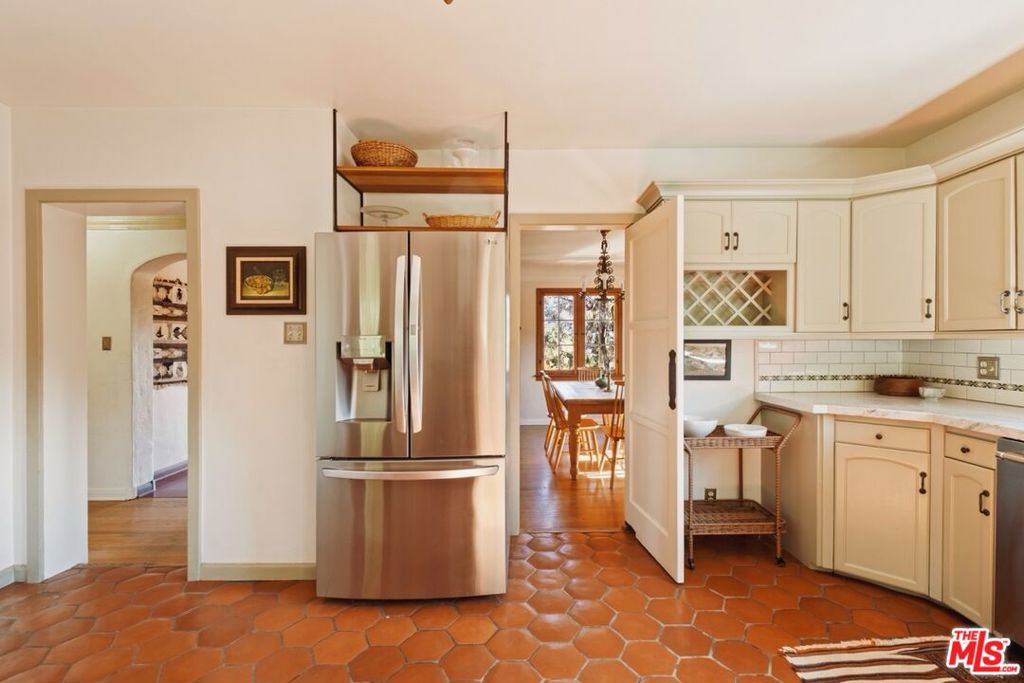 MLS #25621725 image #28