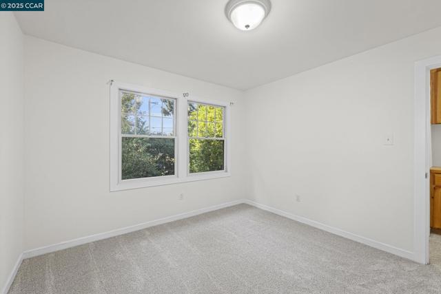 3505 Euclid Ave, Concord CA: https://media.crmls.org/mediaz/20178e32-45d9-4dfd-8806-65e06ceea573.jpg
