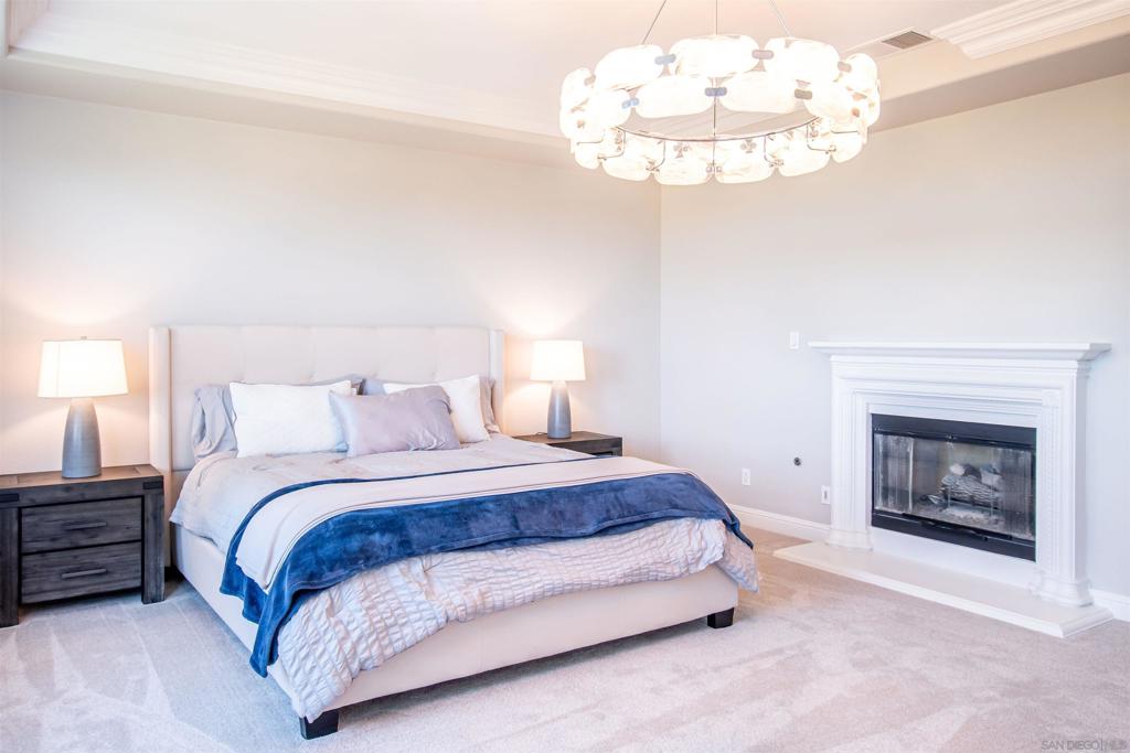 MLS #250040947SD image #18