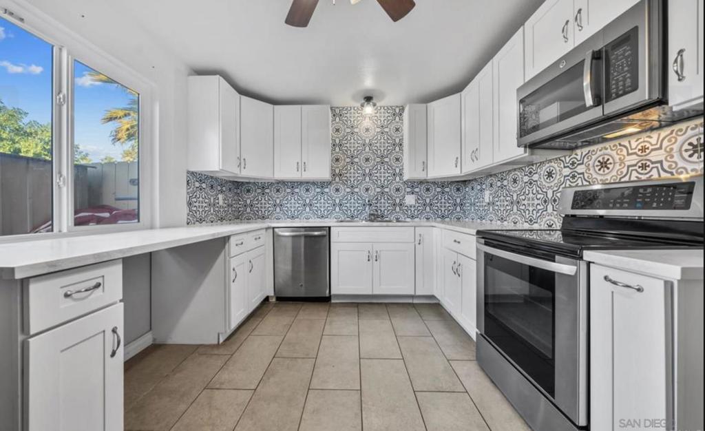 1321 Oakdale Ave