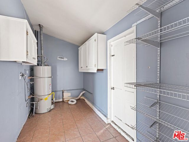 18717 Kimbrough Street, Canyon Country CA: https://media.crmls.org/mediaz/201b4c74-5536-4a2b-a575-7f3242213e08.jpg
