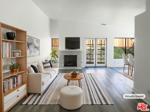 21 Calle Coturno, Rancho Santa Margarita CA: https://media.crmls.org/mediaz/201b6a56-6864-48ff-8716-6e33fc3ca42f.jpg