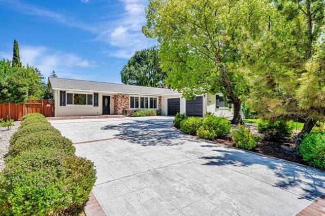 1536 Saint Helena Drive, Danville CA: https://media.crmls.org/mediaz/201b8e24-2924-49f1-b88a-d357434f2e19.jpg