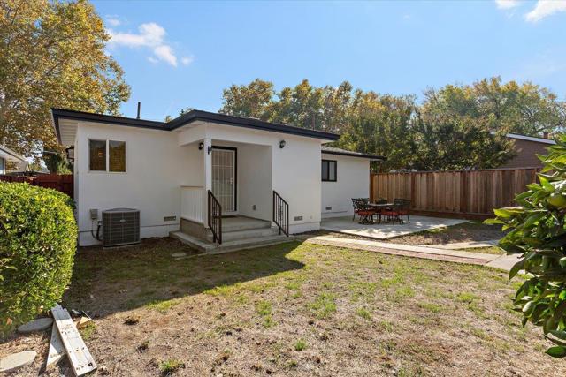 875 Mckendrie Street, San Jose CA: https://media.crmls.org/mediaz/201d346e-26af-4d48-ab47-c14a44b3d15b.jpg