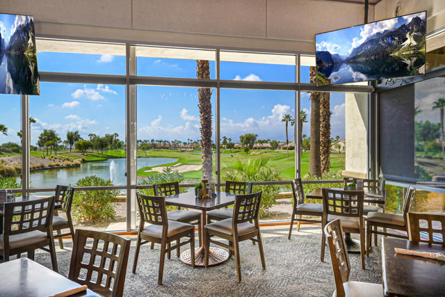 39492 Camino Piscina, Indio CA: https://media.crmls.org/mediaz/201d41c2-be63-48db-be25-00a24ff80959.jpg