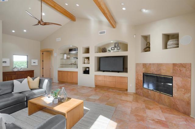 Image 14 of 59 For 7383 Cedar Mountain Rd