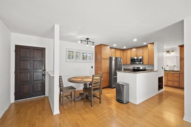 4651 Pico St, San Diego CA: https://media.crmls.org/mediaz/201f0b32-2e1e-47e7-8a92-b7bd1b6719b4.jpg