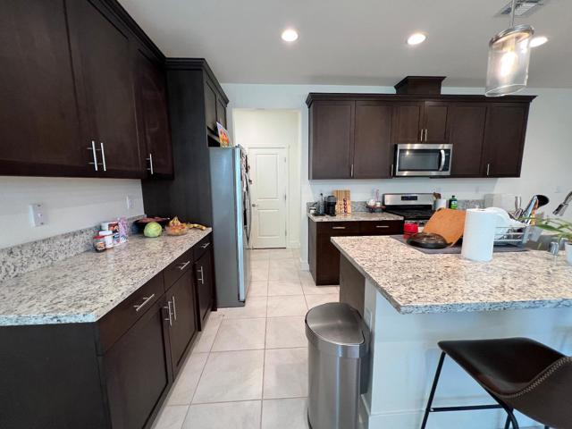 1460 Waterwheel Lane, Hollister CA: https://media.crmls.org/mediaz/201f7c74-6252-4abe-86ef-7066dd89e996.jpg