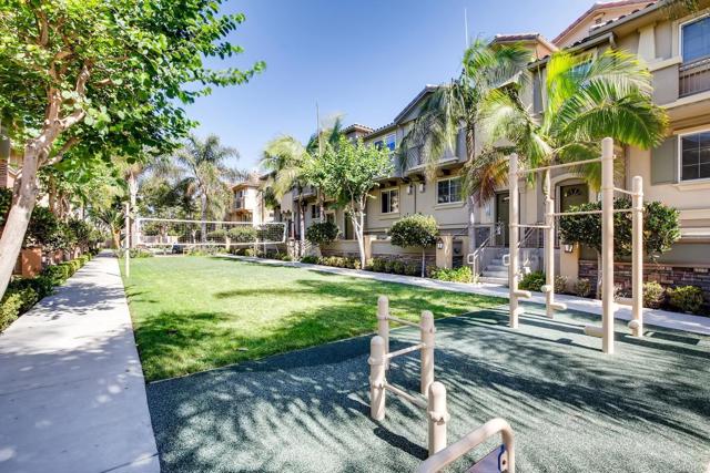 Detail Gallery Image 26 of 31 For 4036 Aidan Ct, Carlsbad,  CA 92008 - 4 Beds | 2/1 Baths