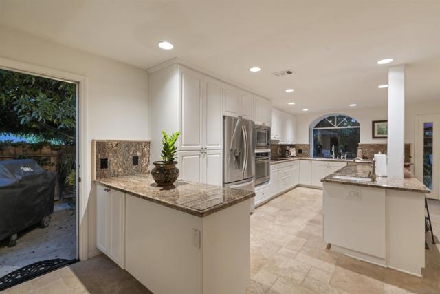 6502 La Paloma St., Carlsbad CA: https://media.crmls.org/mediaz/201fbe1b-a7a7-4b0c-b1e1-616e96f8e8fe.jpg