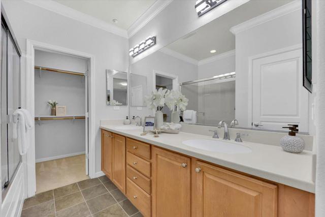 193 Fable Court, Mountain View CA: https://media.crmls.org/mediaz/20207aa1-f53d-46e3-8e40-49c8d4529411.jpg