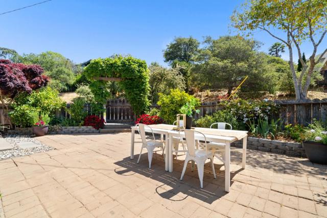 3407 Maplethorpe Lane, Soquel CA: https://media.crmls.org/mediaz/20208a3d-8f4d-40f2-a0f1-20b35a99c2aa.jpg
