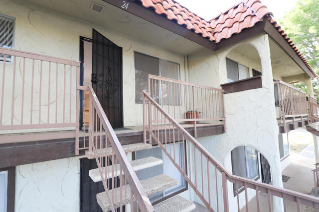 9647 Spyglass Avenue, Desert Hot Springs CA: https://media.crmls.org/mediaz/2021481b-2b41-41f4-b35c-bb965658f3a5.jpg