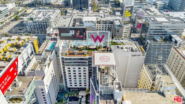 6250 Hollywood Boulevard, Los Angeles CA: https://media.crmls.org/mediaz/202209c0-f879-438a-8126-de82031a56e7.jpg